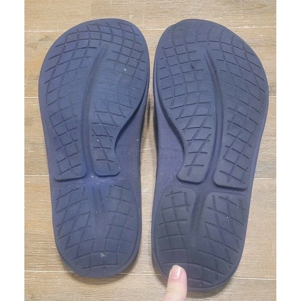 OOFOS Sport Recovery Sandals Flip Flops Comfort Navy Blue Mens Size 11 Wmns 13